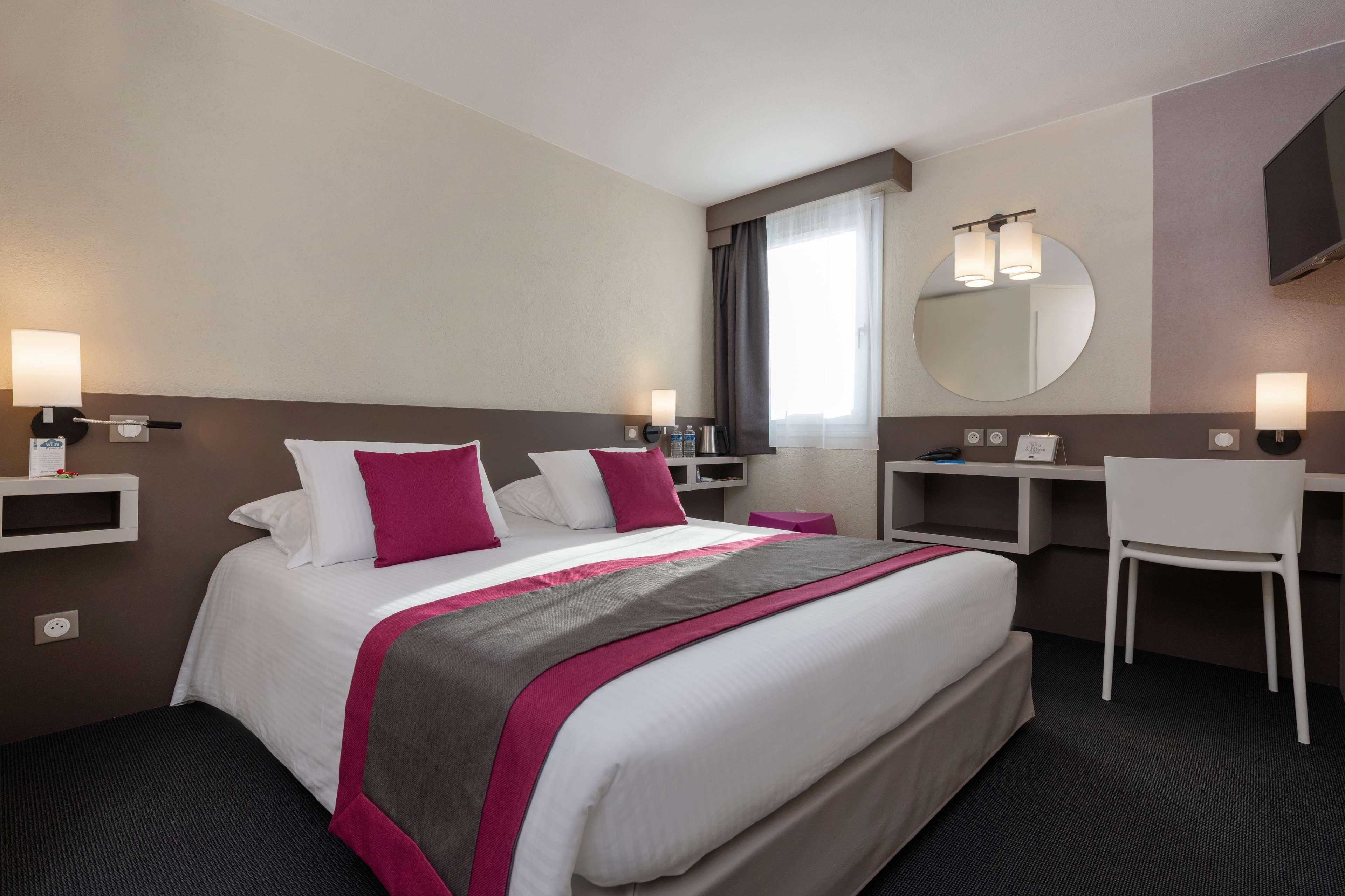 Kyriad Hotel Lyon Givors Zewnętrze zdjęcie
