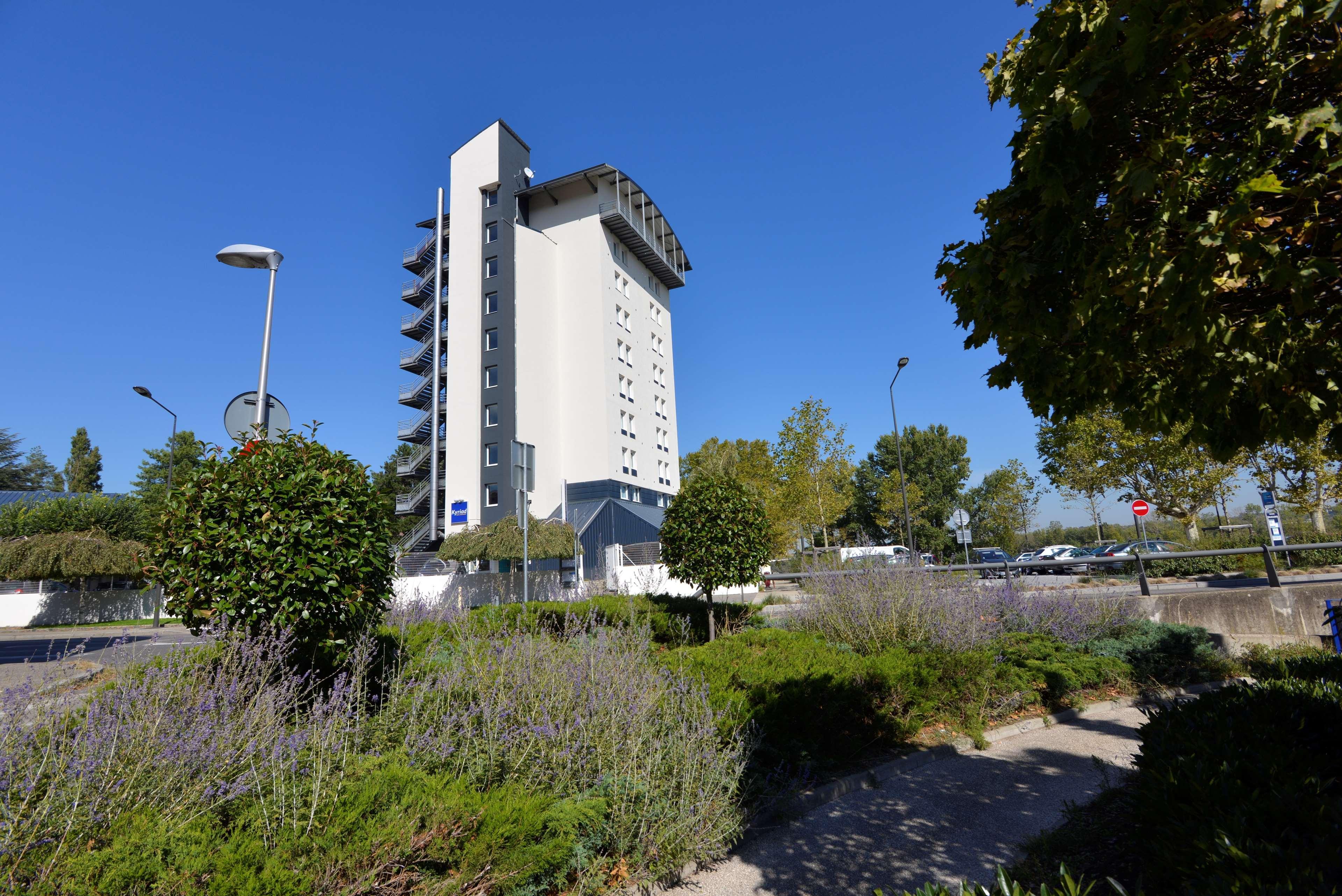 Kyriad Hotel Lyon Givors Zewnętrze zdjęcie