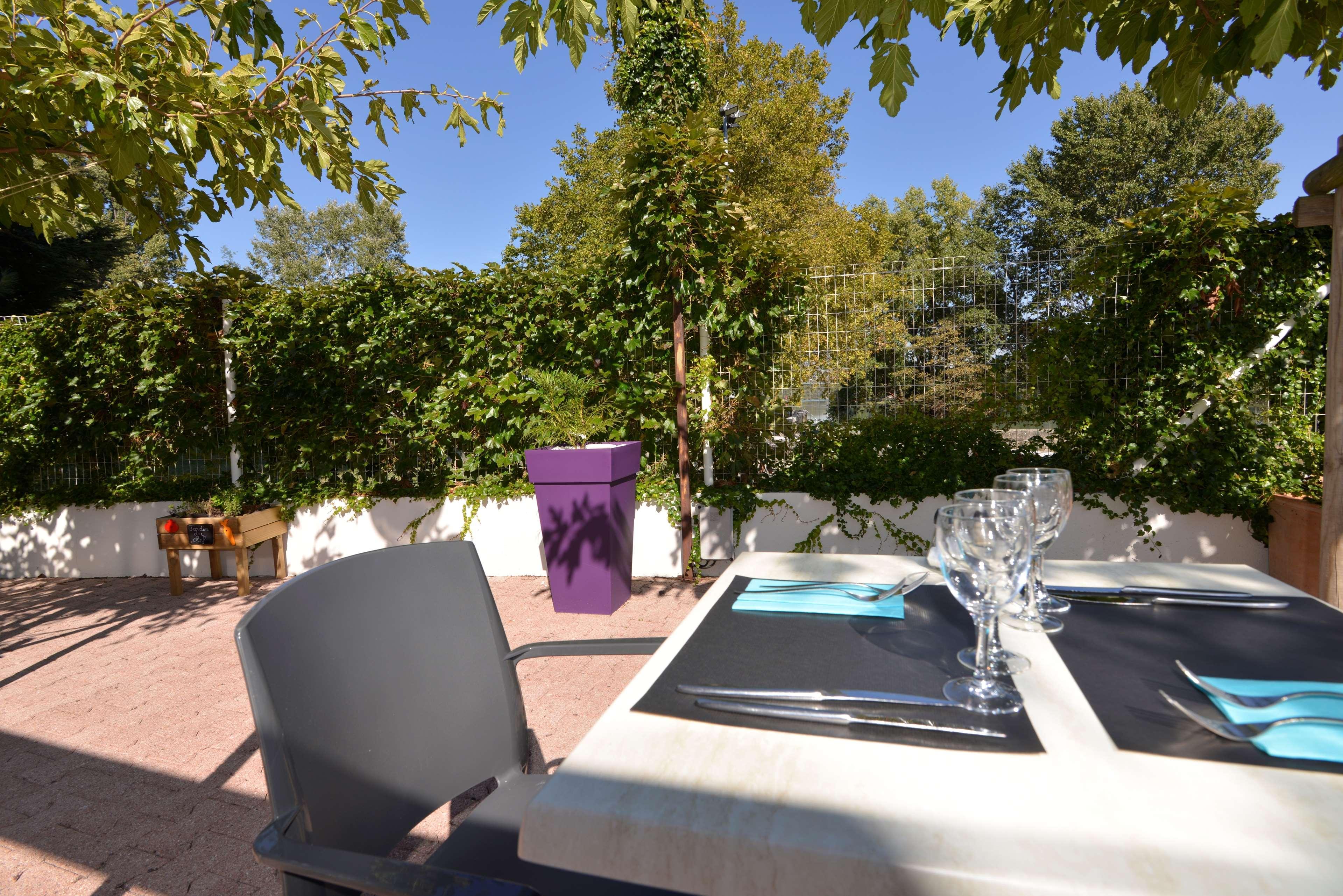 Kyriad Hotel Lyon Givors Zewnętrze zdjęcie