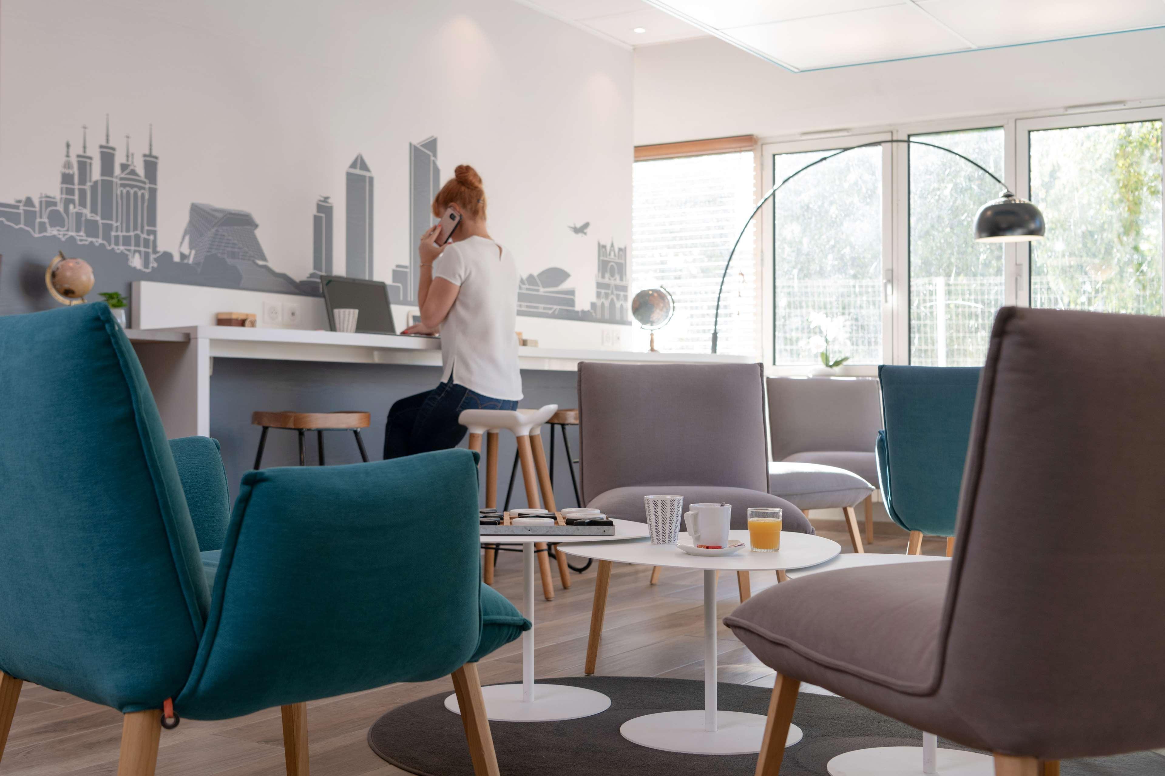 Kyriad Hotel Lyon Givors Zewnętrze zdjęcie