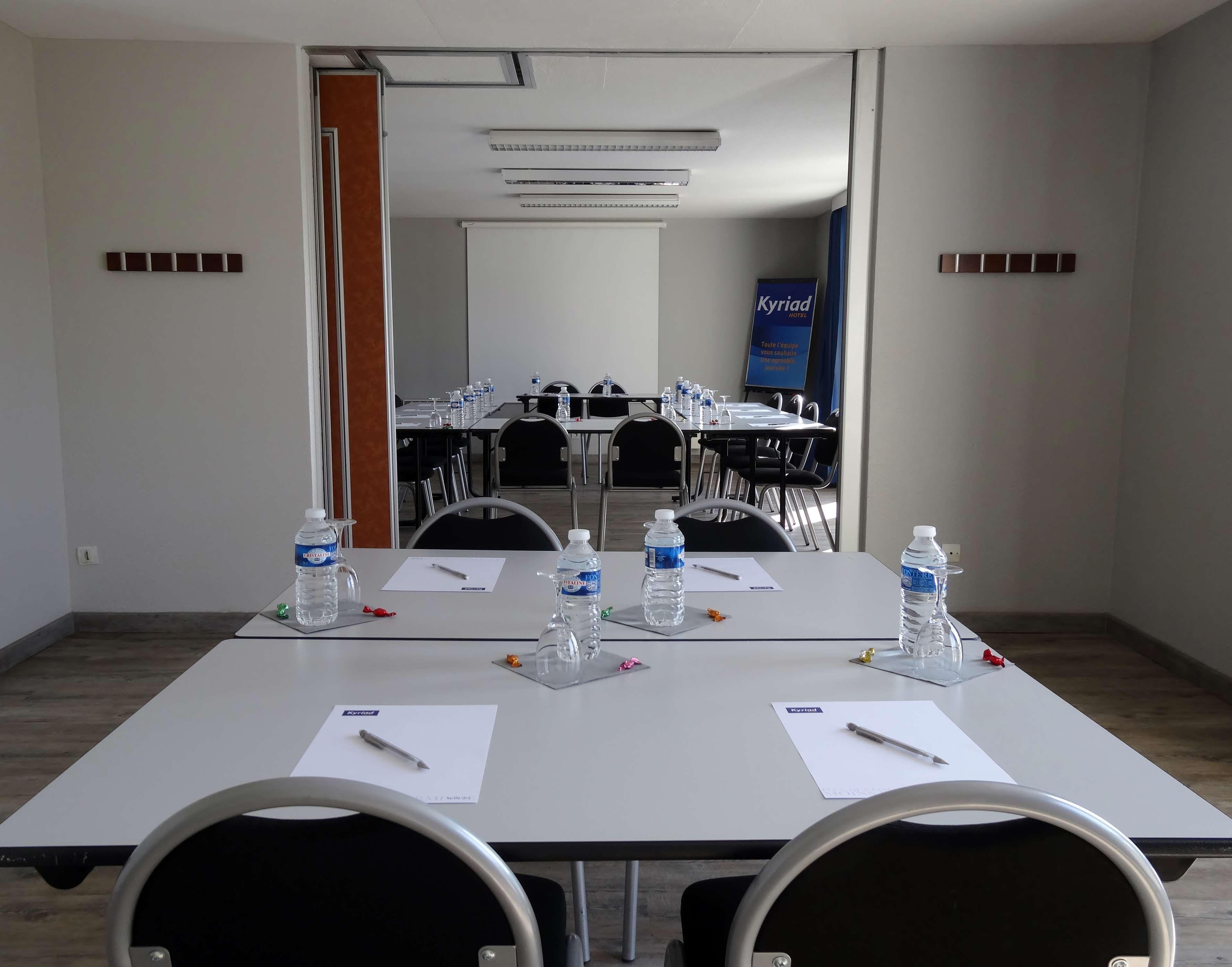 Kyriad Hotel Lyon Givors Zewnętrze zdjęcie