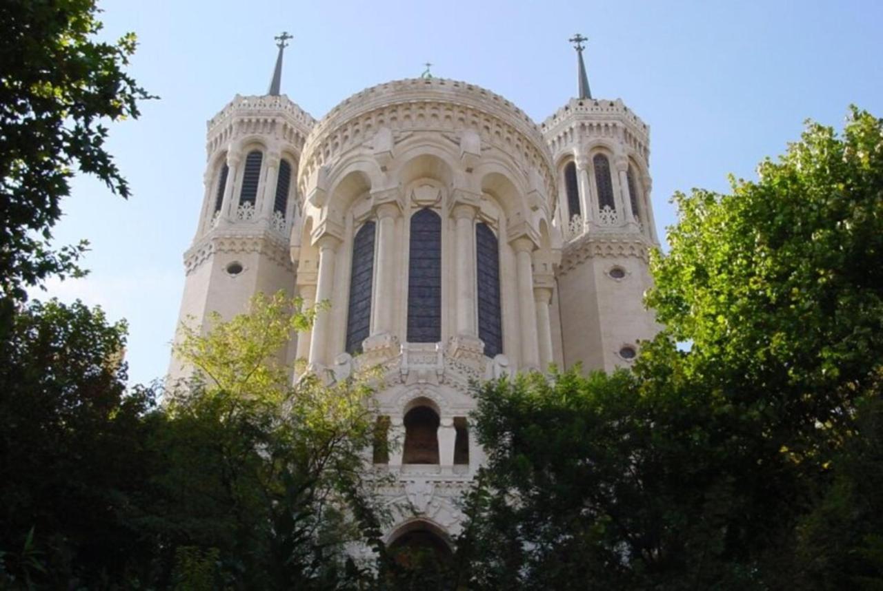 Kyriad Hotel Lyon Givors Zewnętrze zdjęcie